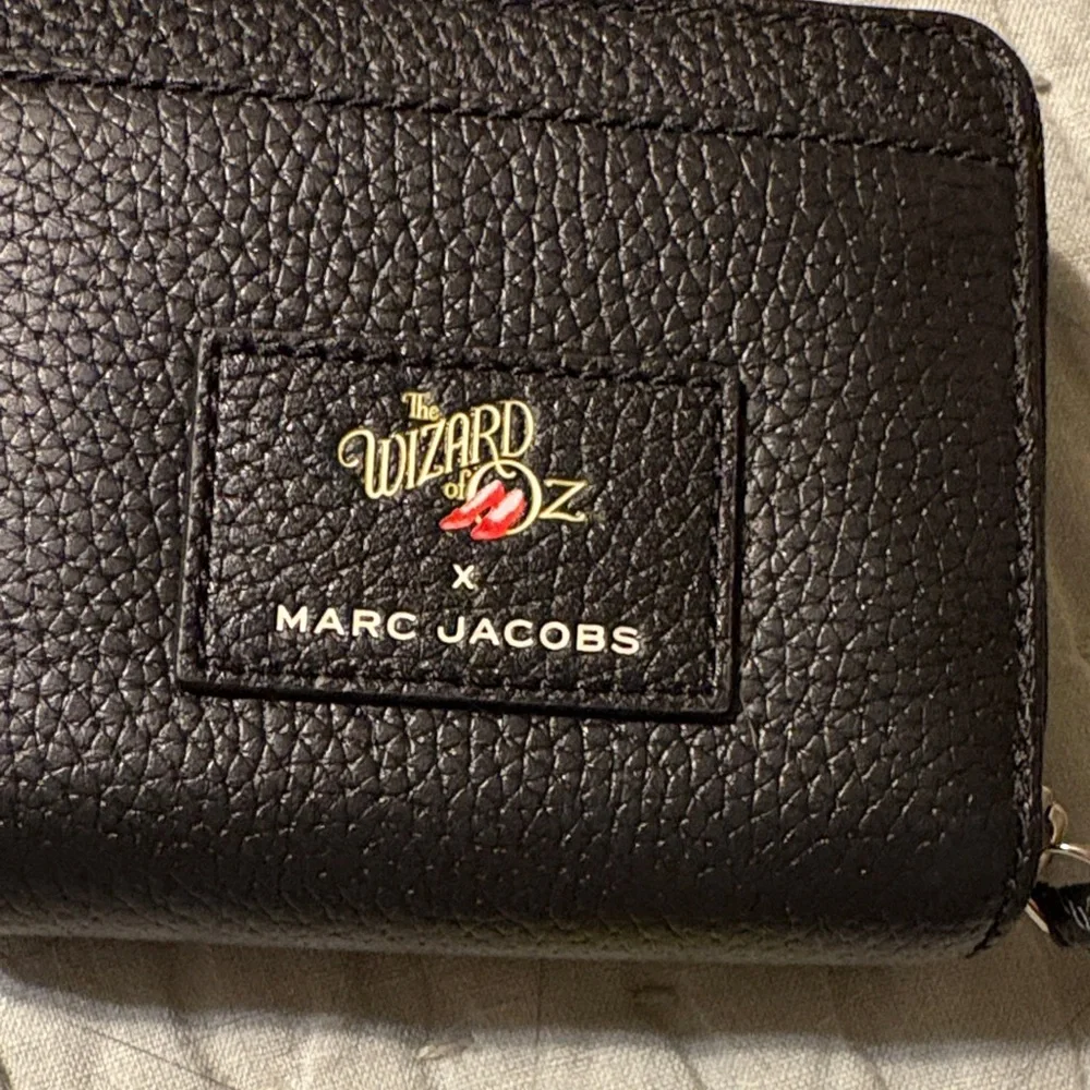 Marc Jacobs Wizard of OZ wallet - Picture 2 of 5